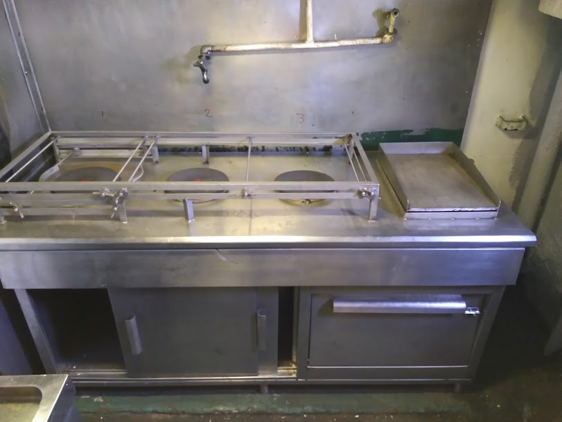 COCINA ELECTRICA CON PLANCHA ASADORA Y HORNO PARA BARCO